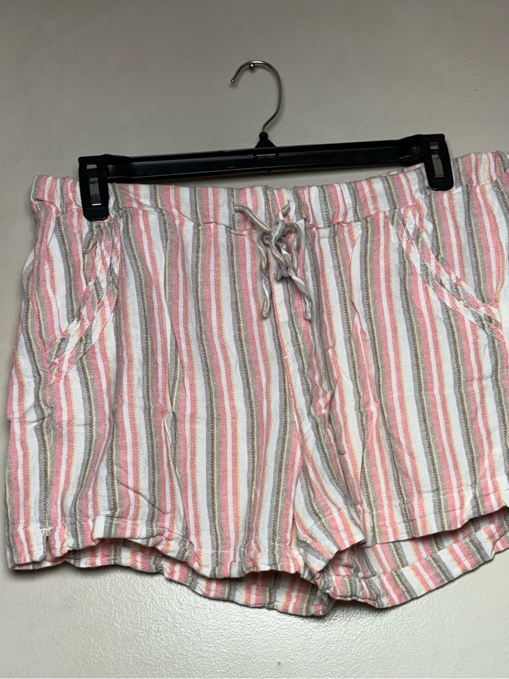 Briggs New York Pink and Cream Striped Athletic Shorts